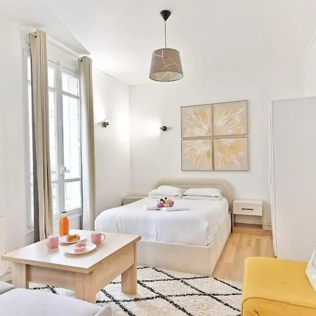 아파트 Paisible Parc Des Buttes-chaumont 파리