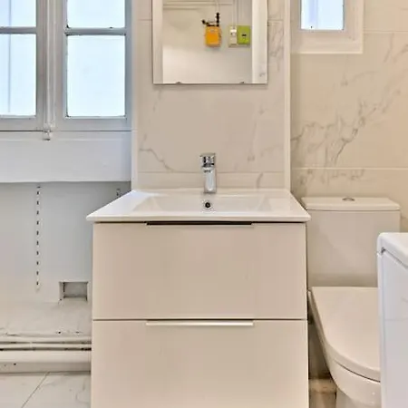 Paisible Parc Des Buttes-chaumont شقة باريس